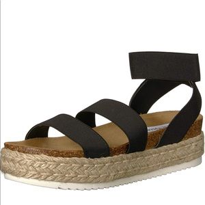 Never worn Steve Madden Kimmie Wedge Sandal